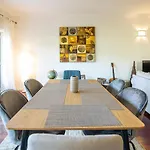 Casa Carvalho De Bouca, Moreira Moncao Cortinhal
