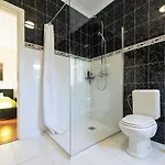 Casa Carvalho De Bouca, Moreira Moncao * Cortinhal