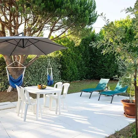 Casa Carvalho De Bouca, Moreira Moncao