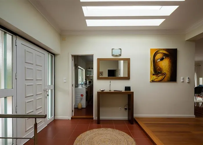 Casa Carvalho De Bouca, Moreira Moncao Cortinhal